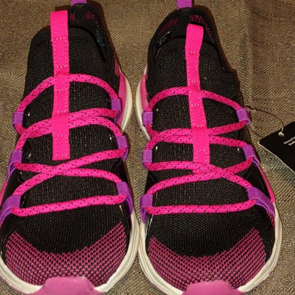 Slip on athletics